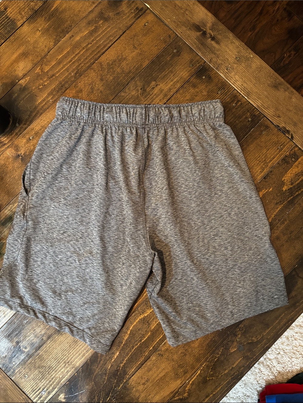 Nike Men's Heather Gray Yoga Shorts - Picture 3 of 5